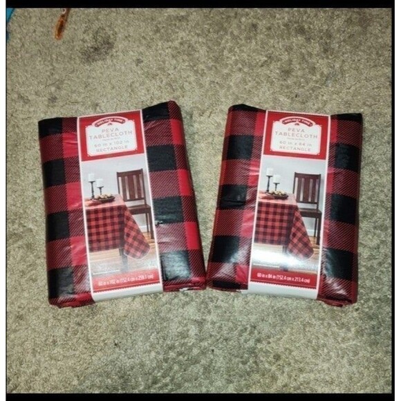 PEVA  Buffalo Tablecloth 60in X 84in - Picture 4 of 4